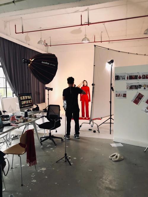 10studio商业摄影工作室金秋九月圆满收工，用心定格每一份商业之美